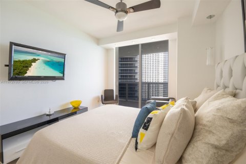 Condominio en venta en Hallandale Beach, Florida, 3 dormitorios, 144.37 m2 № 2033180 - foto 26