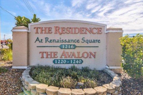 Condominio en venta en Clearwater, Florida, 2 dormitorios, 93.83 m2 № 2147962 - foto 2