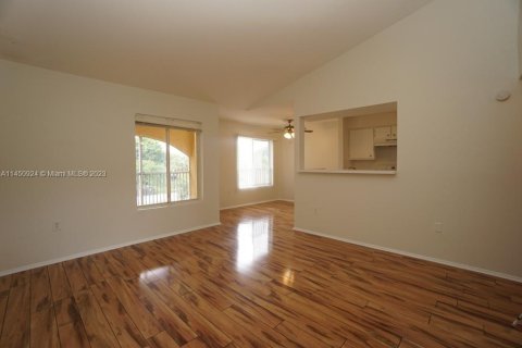 Condominio en venta en Oakland Park, Florida, 1 dormitorio, 77.48 m2 № 1980010 - foto 9