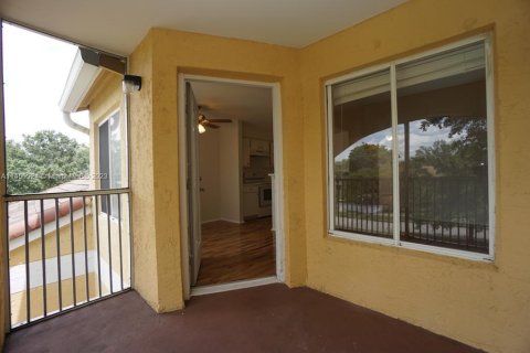 Condominio en venta en Oakland Park, Florida, 1 dormitorio, 77.48 m2 № 1980010 - foto 21