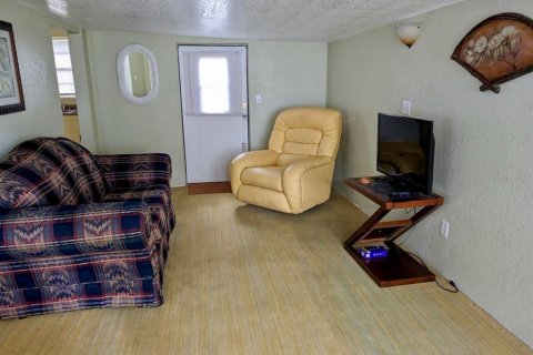 Casa en venta en Salt Springs, Florida, 2 dormitorios, 91.97 m2 № 2112728 - foto 2
