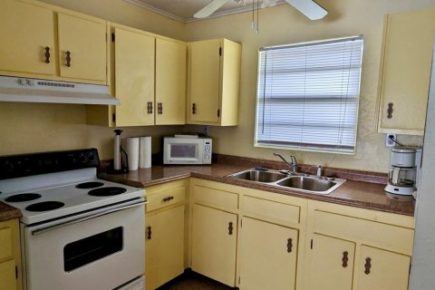 Casa en venta en Salt Springs, Florida, 2 dormitorios, 91.97 m2 № 2112728 - foto 3