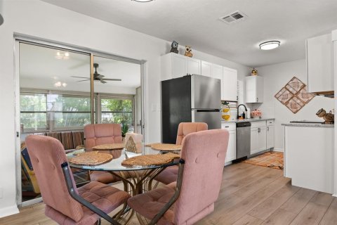 Casa en venta en Deltona, Florida, 2 dormitorios, 75.81 m2 № 1841635 - foto 8