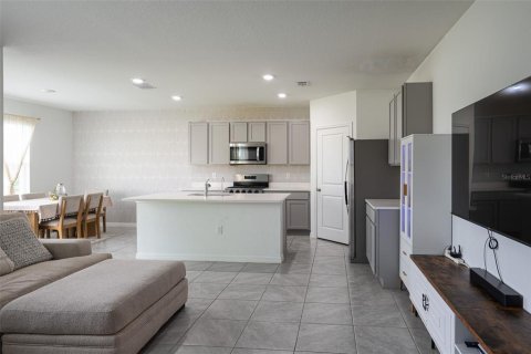 Villa ou maison à vendre à Zephyrhills, Floride: 3 chambres, 182.18 m2 № 2207225 - photo 6