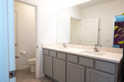 Villa ou maison à vendre à Zephyrhills, Floride: 3 chambres, 182.18 m2 № 2207225 - photo 25