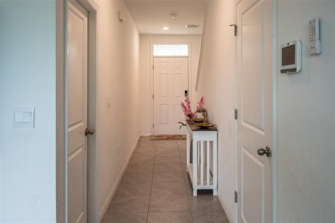 Villa ou maison à vendre à Zephyrhills, Floride: 3 chambres, 182.18 m2 № 2207225 - photo 5