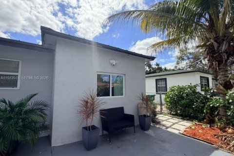 Villa ou maison à Miami, Floride 1 chambre, 128.58 m2 № 2042286