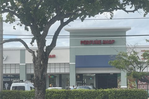 Propiedad comercial en venta en Plantation, Florida № 1969973 - foto 13