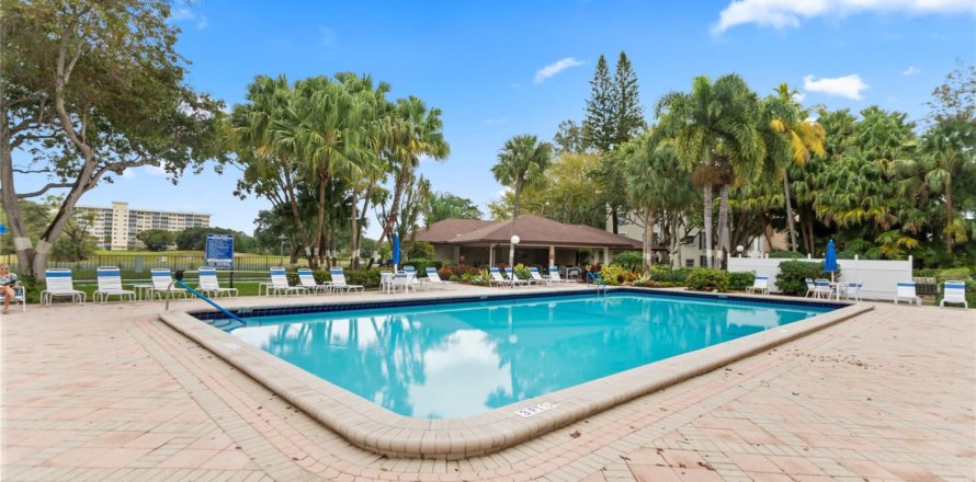 Condo in Pompano Beach, Florida, 3 bedrooms  № 963654