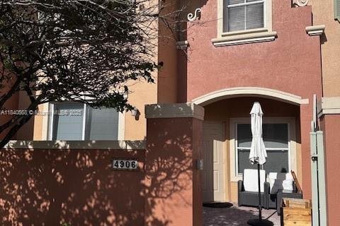 Condominio en alquiler en Dania Beach, Florida, 3 dormitorios, 129.23 m2 № 1834326 - foto 4