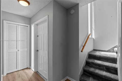Copropriété à vendre à Tamarac, Floride: 2 chambres, 99.59 m2 № 1332615 - photo 13