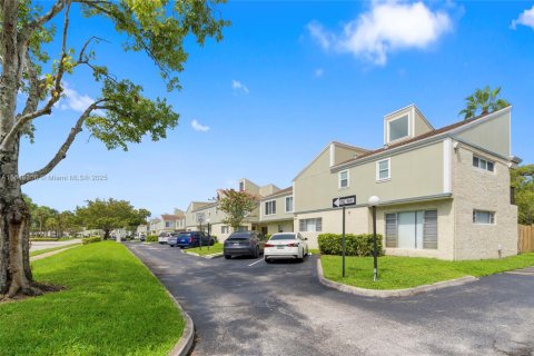 Copropriété à vendre à Tamarac, Floride: 2 chambres, 99.59 m2 № 1332615 - photo 27