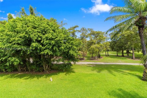 Copropriété à vendre à Tamarac, Floride: 2 chambres, 99.59 m2 № 1332615 - photo 19