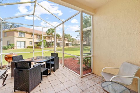 Touwnhouse à vendre à Royal Palm Beach, Floride: 2 chambres, 134.52 m2 № 2026911 - photo 21