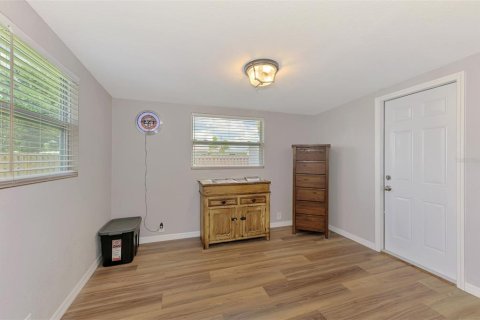 House in Englewood, Florida 2 bedrooms, 91.97 sq.m. № 1905625 - photo 17