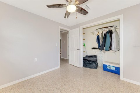 House in Englewood, Florida 2 bedrooms, 91.97 sq.m. № 1905625 - photo 26
