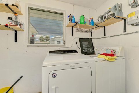 House in Englewood, Florida 2 bedrooms, 91.97 sq.m. № 1905625 - photo 27