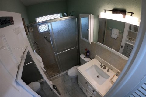 Apartment in Hollywood, Florida 1 bedroom, 197.14 sq.m. № 1938204 - photo 4