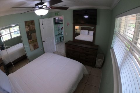 Apartamento en alquiler en Hollywood, Florida, 1 dormitorio, 197.14 m2 № 1938204 - foto 7
