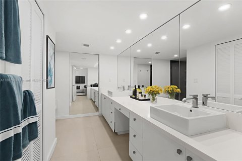 Condominio en venta en Key Biscayne, Florida, 2 dormitorios, 134.71 m2 № 1938793 - foto 10