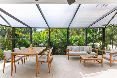 Condo in Key Biscayne, Florida, 2 bedrooms  № 1938793 - photo 11