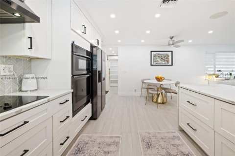 Casa en venta en Dania Beach, Florida, 5 dormitorios, 176.05 m2 № 1969548 - foto 9