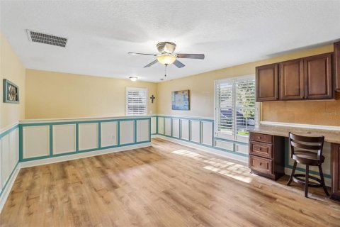 Villa ou maison à vendre à Apopka, Floride: 5 chambres, 325.16 m2 № 2283377 - photo 24