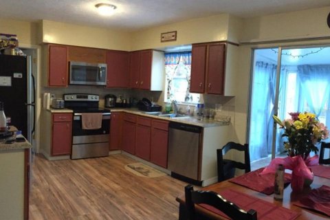 Casa en alquiler en Saint Petersburg, Florida, 3 dormitorios, 130.06 m2 № 1684434 - foto 13