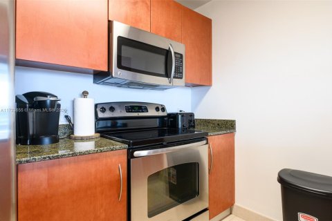 Condominio en venta en Miami, Florida, 2 dormitorios, 115.66 m2 № 1859932 - foto 20