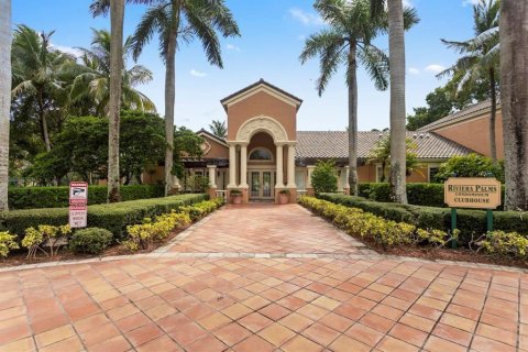 Condo in Coconut Creek, Florida, 2 bedrooms  № 2177916 - photo 28
