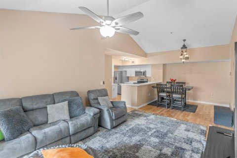 Condo in Coconut Creek, Florida, 2 bedrooms  № 2177916 - photo 15