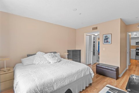 Condo in Coconut Creek, Florida, 2 bedrooms  № 2177916 - photo 20