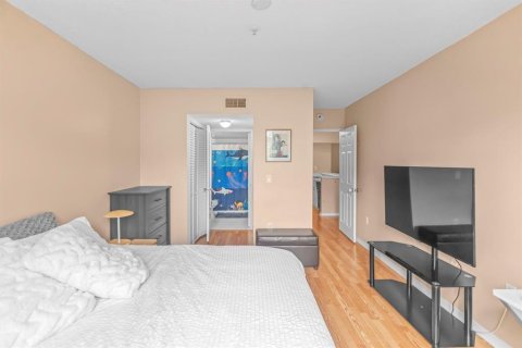 Condo in Coconut Creek, Florida, 2 bedrooms  № 2177916 - photo 19