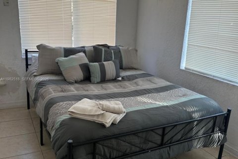 Apartment in Miami, Florida 1 bedroom, 57.13 sq.m. № 2045283 - photo 11