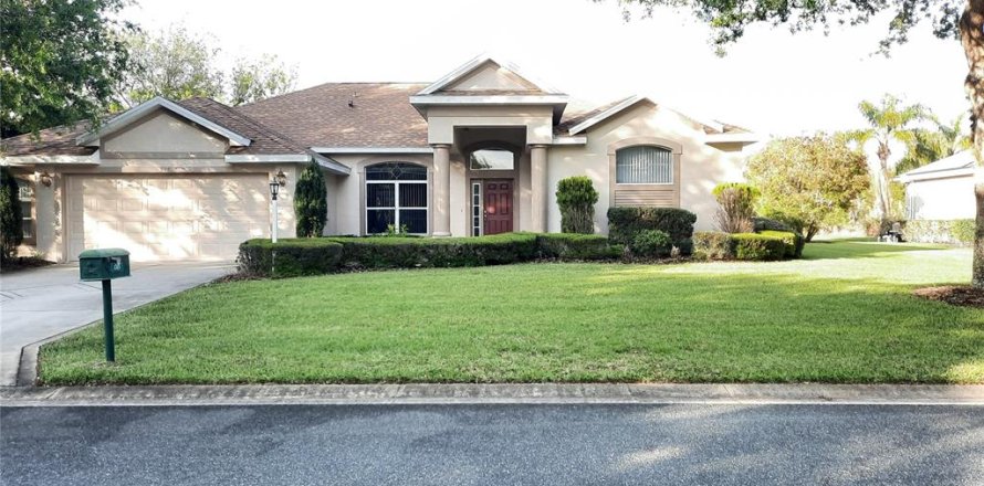 House in Ormond Beach, Florida 3 bedrooms, 196.12 sq.m. № 2213597