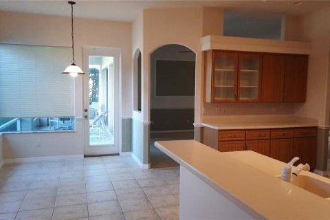 House in Ormond Beach, Florida 3 bedrooms, 196.12 sq.m. № 2213597 - photo 10