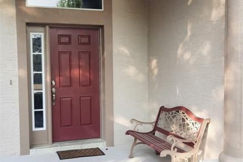 House in Ormond Beach, Florida 3 bedrooms, 196.12 sq.m. № 2213597 - photo 6
