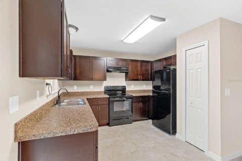 House in Ocala, Florida 3 bedrooms, 173.54 sq.m. № 1856198 - photo 11