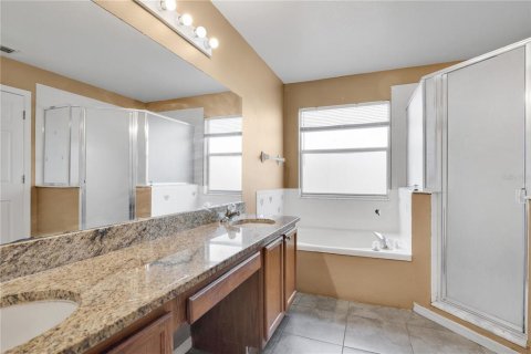 House in Kissimmee, Florida 4 bedrooms, 215.44 sq.m. № 1835200 - photo 17