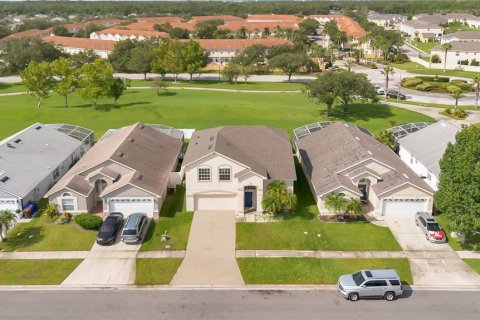 House in Kissimmee, Florida 4 bedrooms, 215.44 sq.m. № 1835200 - photo 25