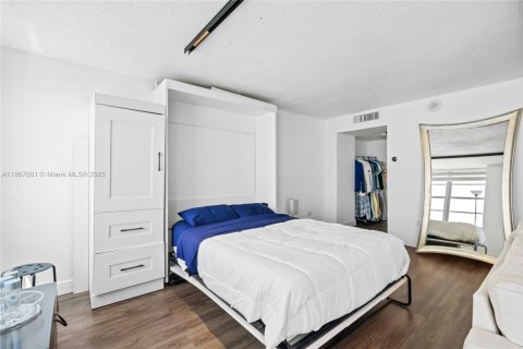 Copropriété à vendre à Miami Beach, Floride: 1 chambre, 50.72 m2 № 1923291 - photo 22