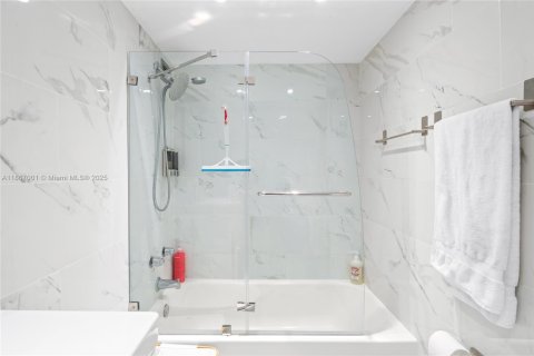 Copropriété à vendre à Miami Beach, Floride: 1 chambre, 50.72 m2 № 1923291 - photo 17