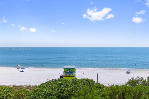 Copropriété à vendre à Miami Beach, Floride: 1 chambre, 50.72 m2 № 1923291 - photo 1