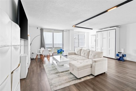Copropriété à vendre à Miami Beach, Floride: 1 chambre, 50.72 m2 № 1923291 - photo 28