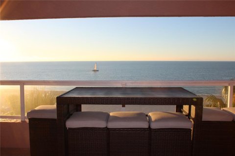 Condominio en alquiler en Clearwater, Florida, 2 dormitorios, 120.31 m2 № 1534303 - foto 2