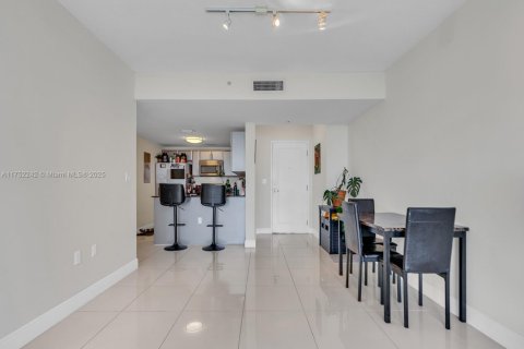 Copropriété à vendre à Miami, Floride: 2 chambres, 93.09 m2 № 1985235 - photo 21