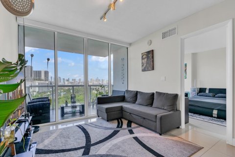 Copropriété à vendre à Miami, Floride: 2 chambres, 93.09 m2 № 1985235 - photo 17