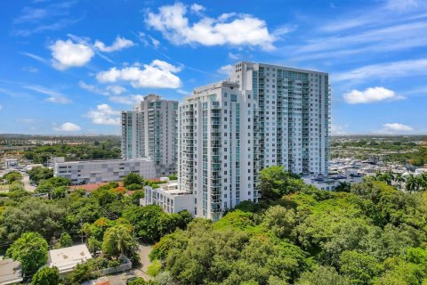 Copropriété à vendre à Miami, Floride: 2 chambres, 93.09 m2 № 1985235 - photo 2