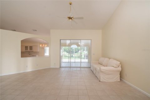 House in Ocala, Florida 3 bedrooms, 181.16 sq.m. № 1273483 - photo 10