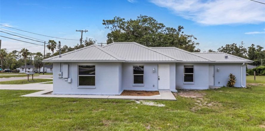 House in Plant City, Florida 3 bedrooms, 105.17 sq.m. № 1881058